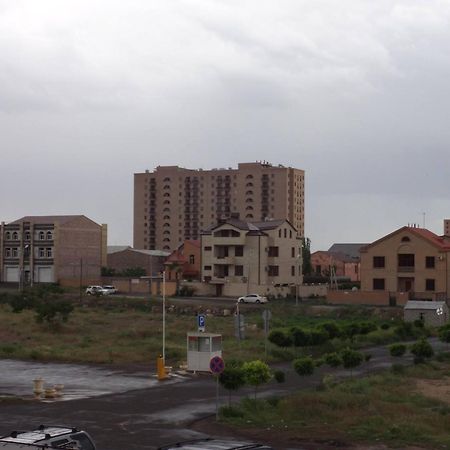 יירבאן Eridana Hotel מראה חיצוני תמונה